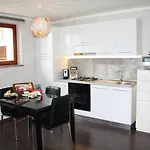 Aethalia Oda ve Kahvaltı 4*